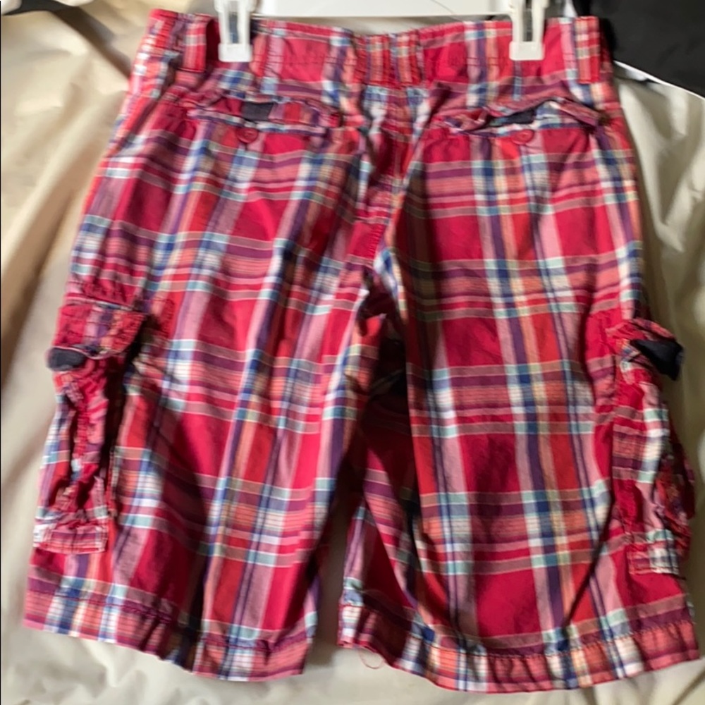 Shorts - Picture 3 of 3